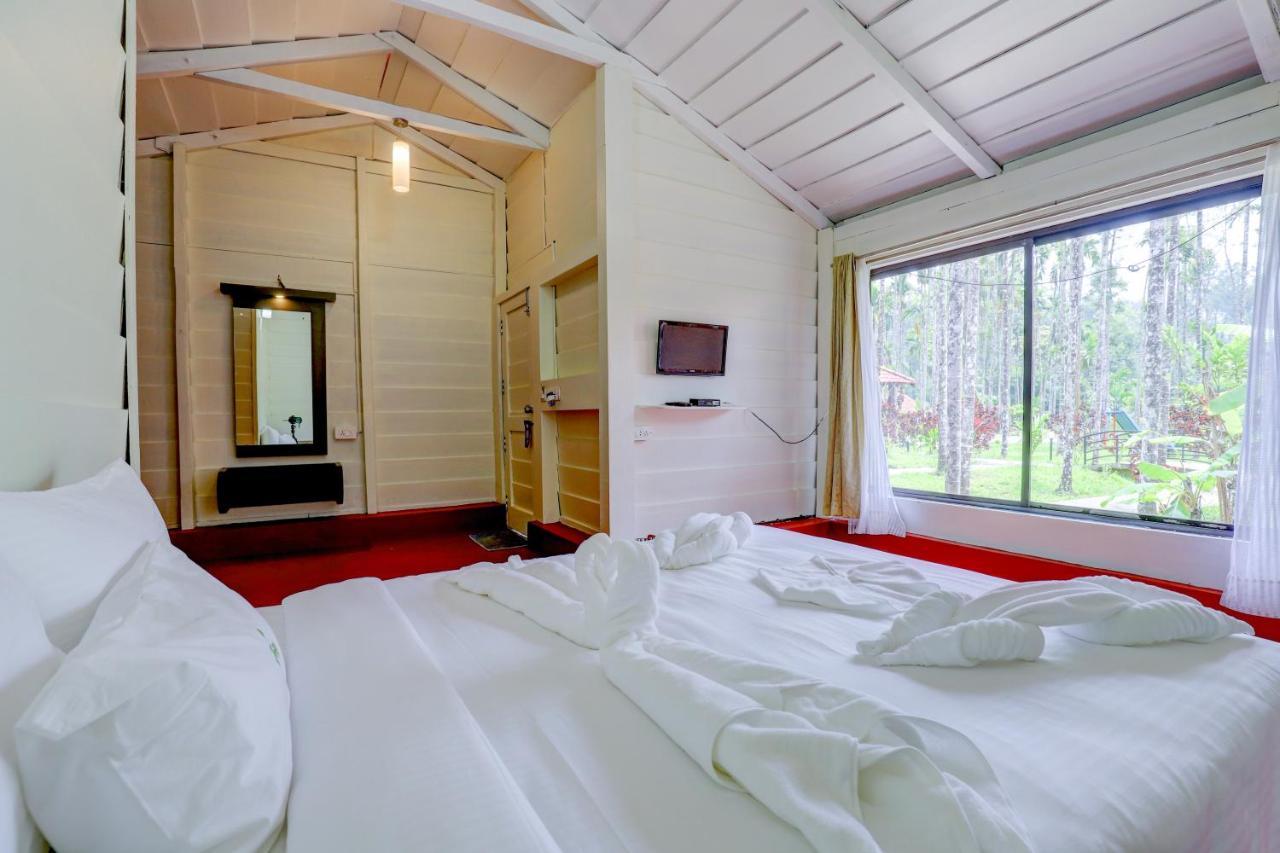 Ezzenza Areca Resort Madikeri Esterno foto