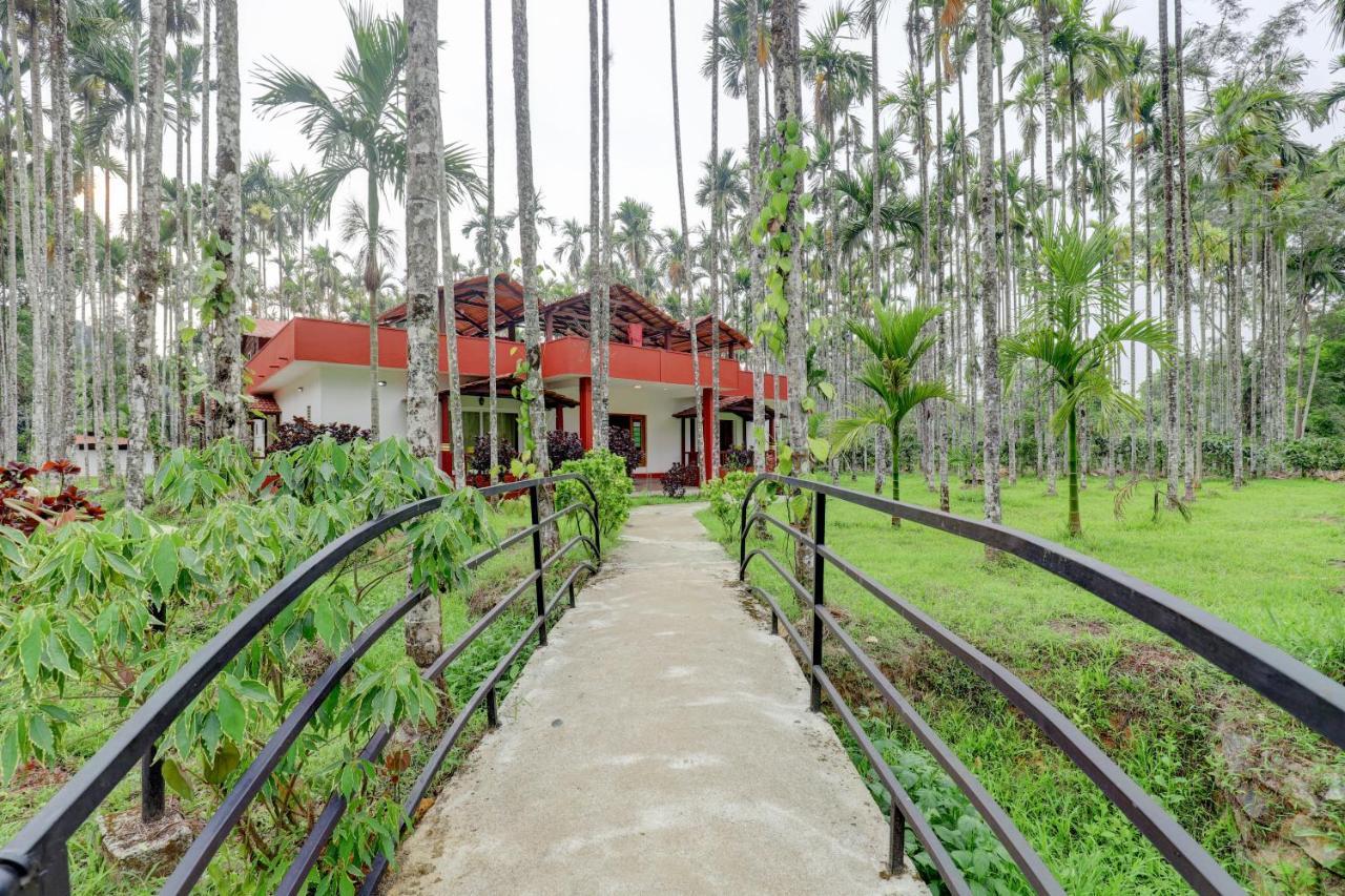 Ezzenza Areca Resort Madikeri Esterno foto